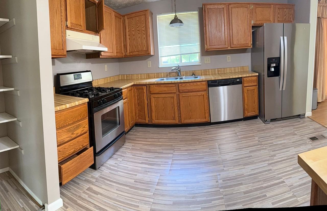 6775 Windfaire Dr - Photo 5 of 18