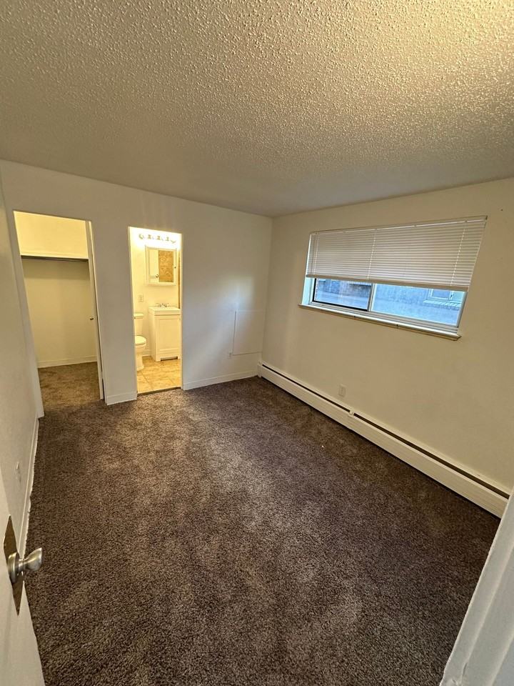 Eastside Apartments LLC - Photo 4 of 12