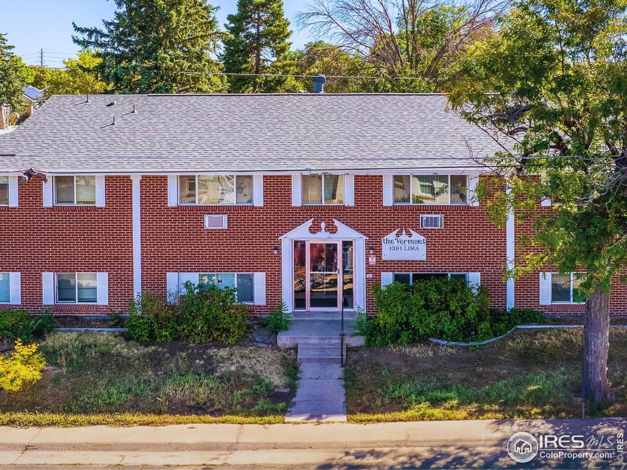 One bedrooms or studio apartment in Aurora - Photo 3 of 15