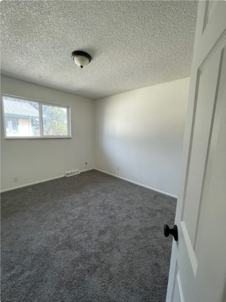 1321 Sable LLC - Photo 4 of 8