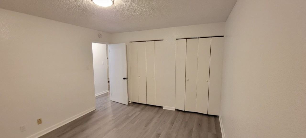 2 bedroom, 1 bath unit near historic Westminster - Photo 5 of 21