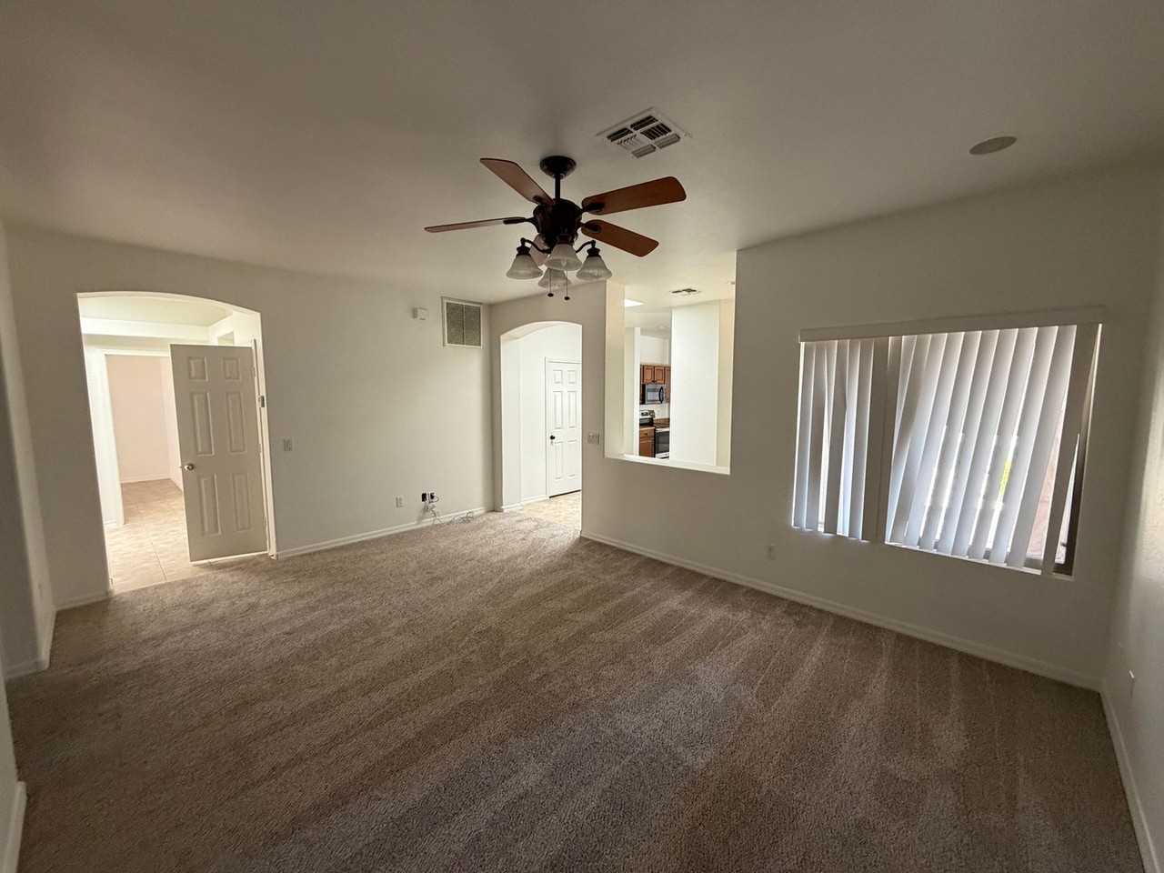 1650 S Crismon Rd #28 - Photo 3 of 28