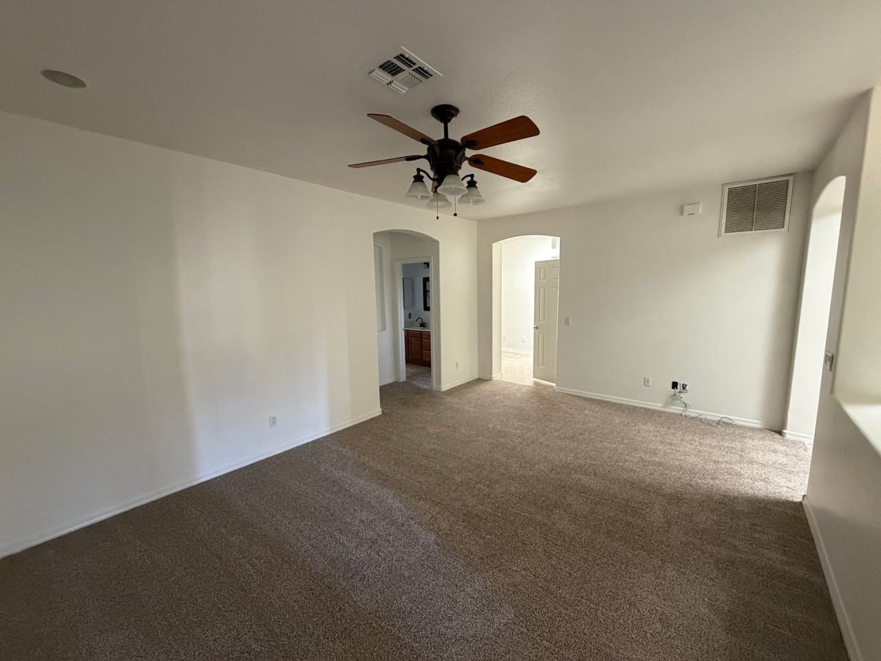 1650 S Crismon Rd #28 - Photo 4 of 28