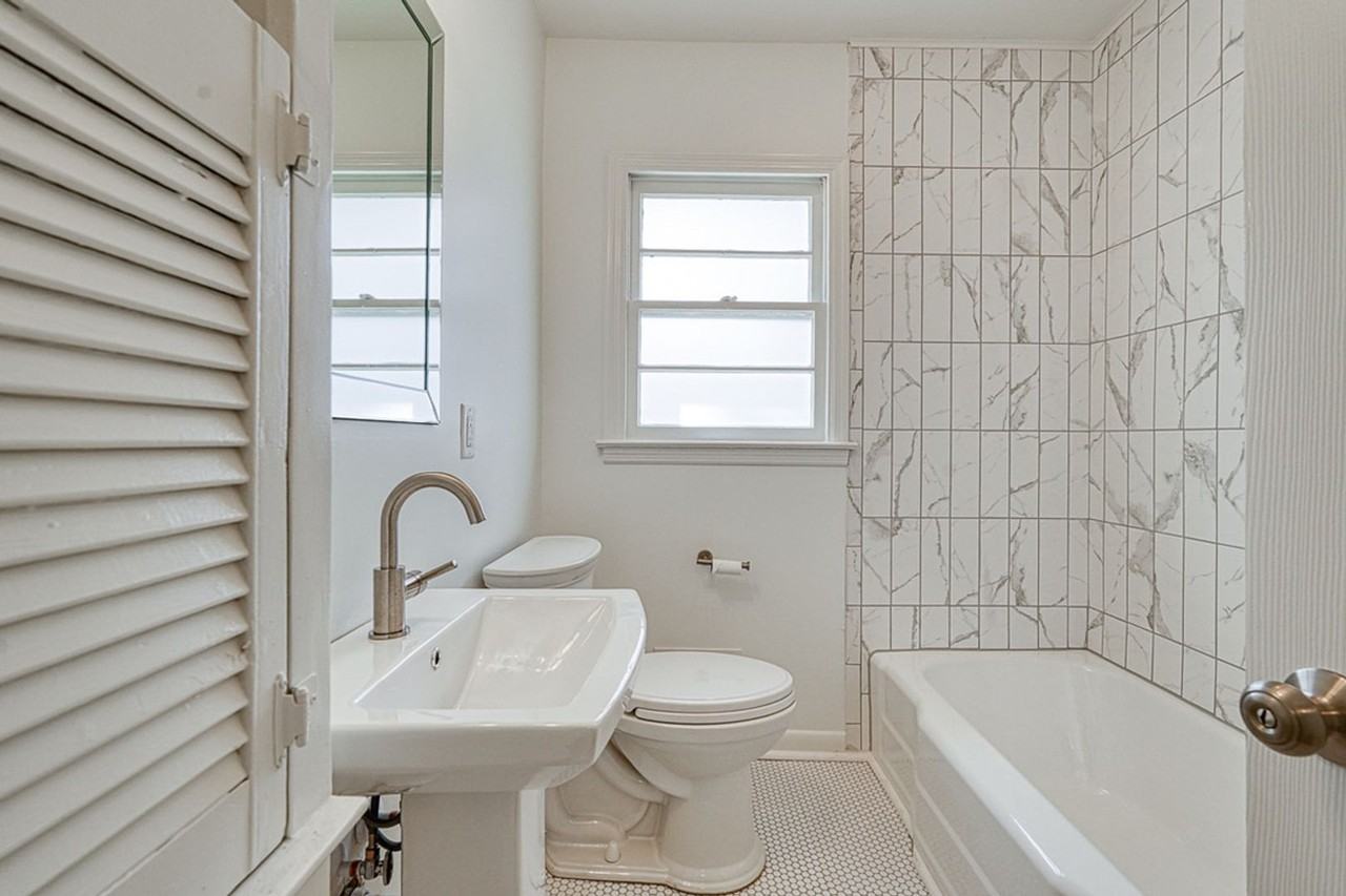 118 1st Ave - Photo 7 of 26
