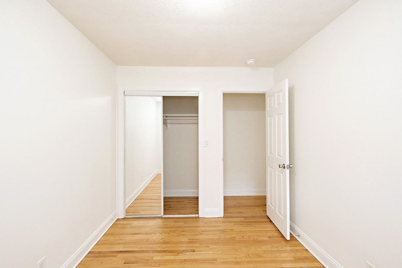 117 Longwood Dr #B - Photo 7 of 10