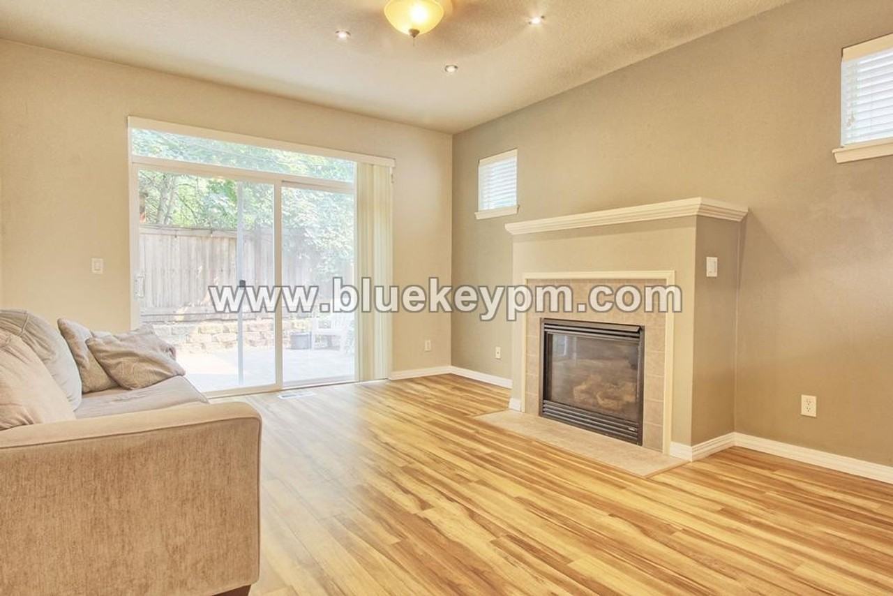 985 Se Tamango St - Photo 5 of 20