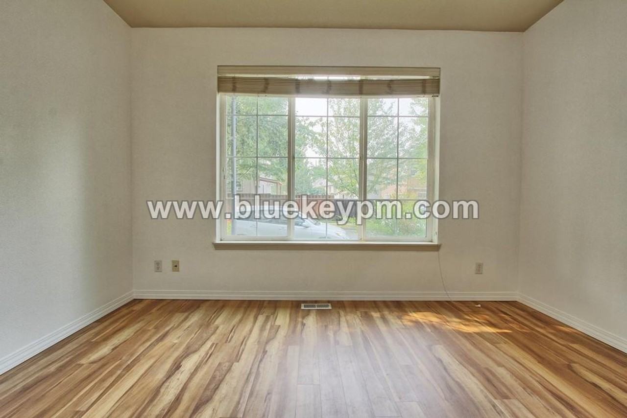 985 Se Tamango St - Photo 7 of 20