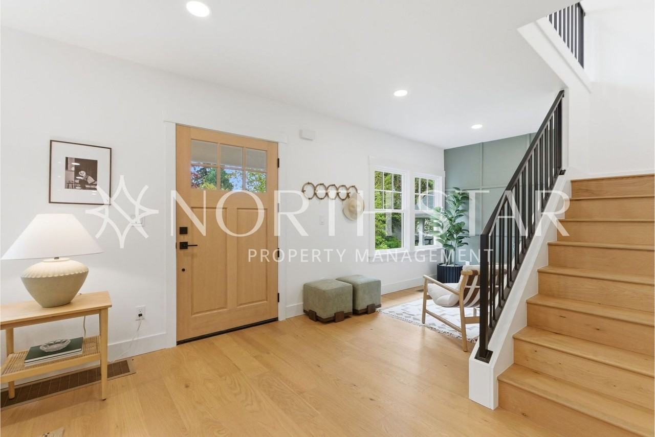 592 9th St - Photo 7 of 50