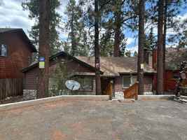 featured image of 213 E Aeroplane Blvd