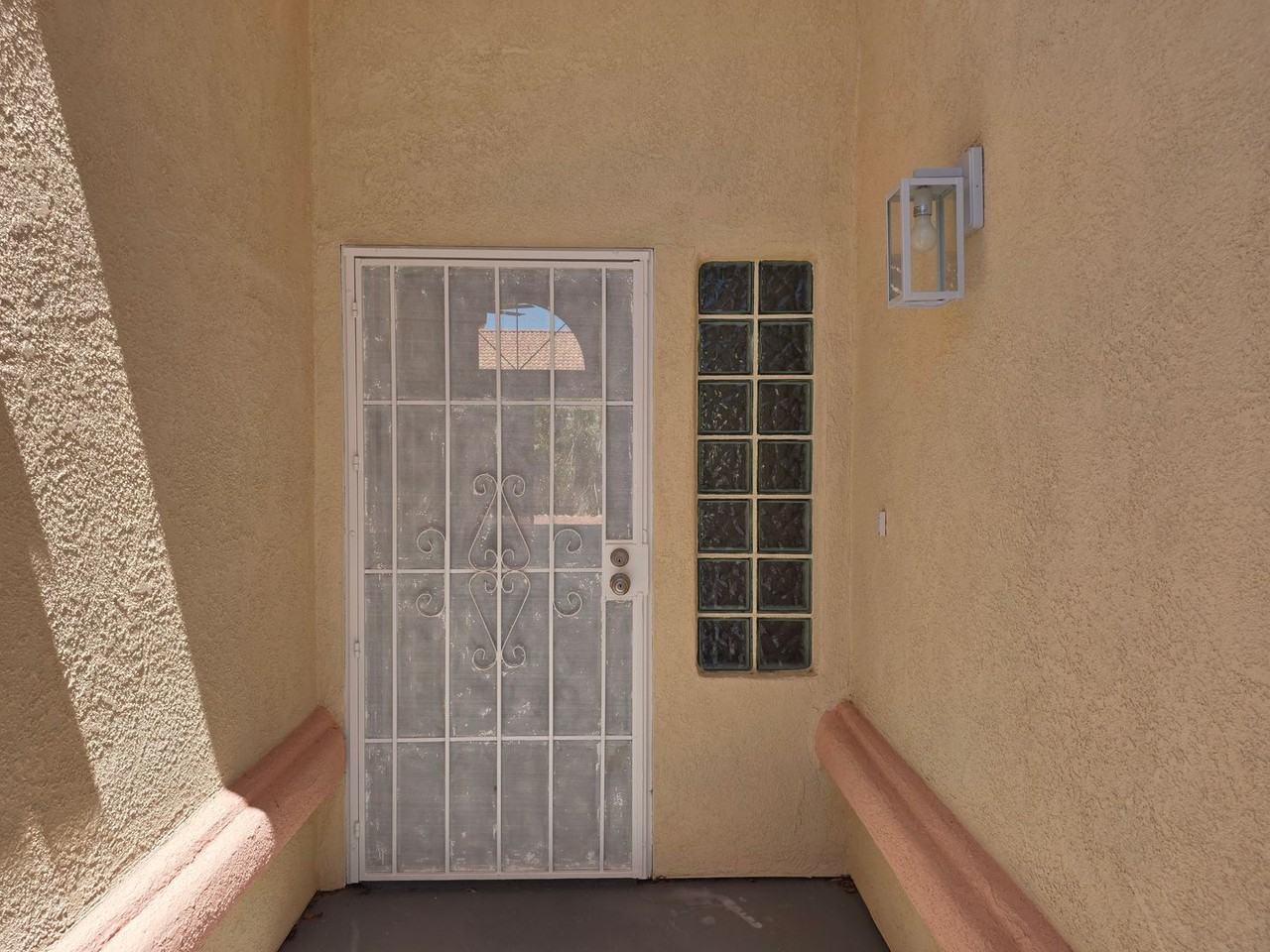 1193 Pawnee Dr - Photo 3 of 40