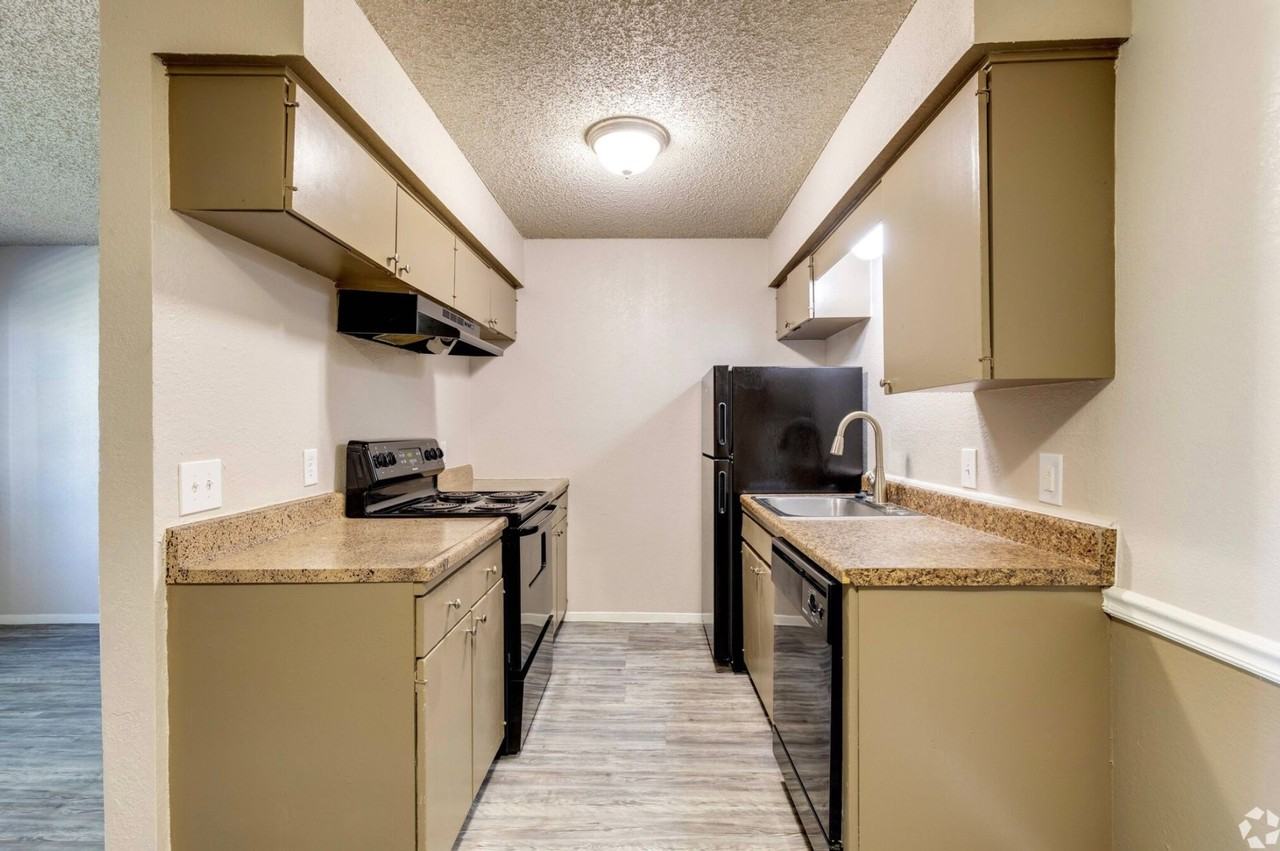 FIRST MONTHS RENT FREE! - Photo 2 of 47