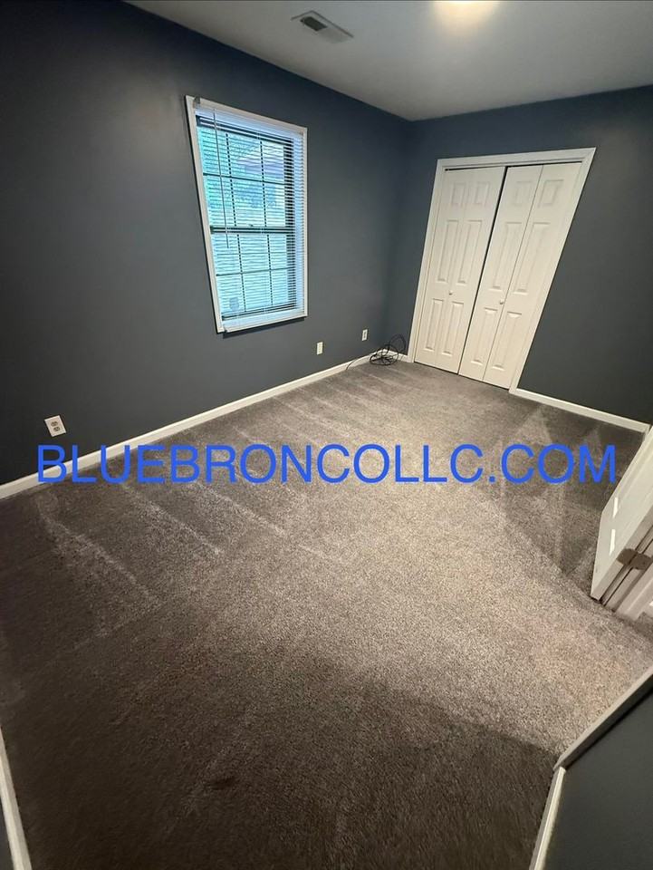 128 Sw Oxford Pl - Photo 7 of 9