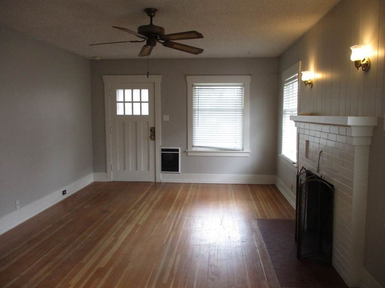 4826 S Park Ave - Photo 6 of 37