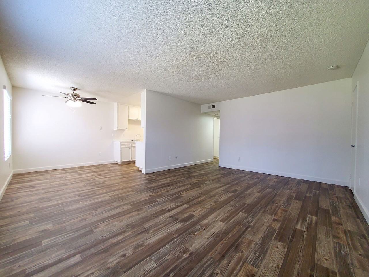 Casa del Valle Apartments - Photo 4 of 15