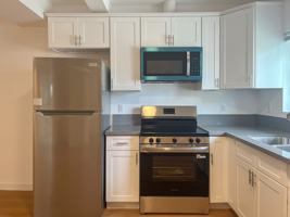 featured image of 905 Gaviota Ave