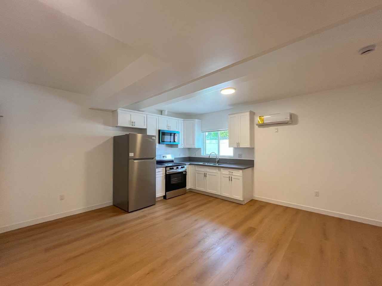 905 Gaviota Ave, Long Beach, CA 90813 - Photo 6 of 23