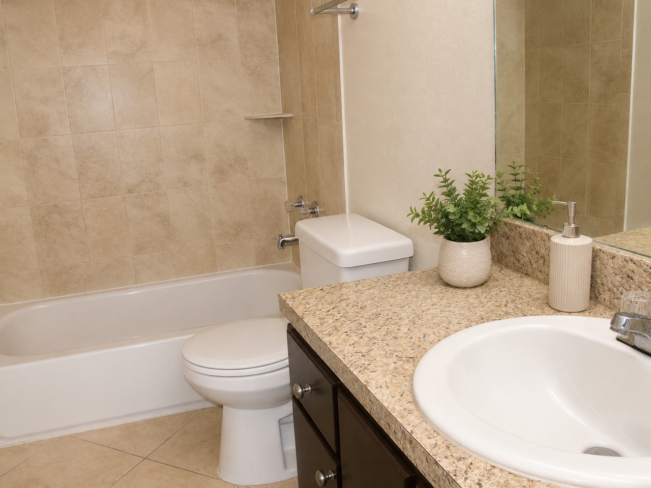 11563 Nw 45th St - Photo 5 of 8