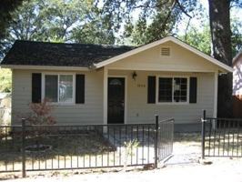 featured image of 18516 Carter St