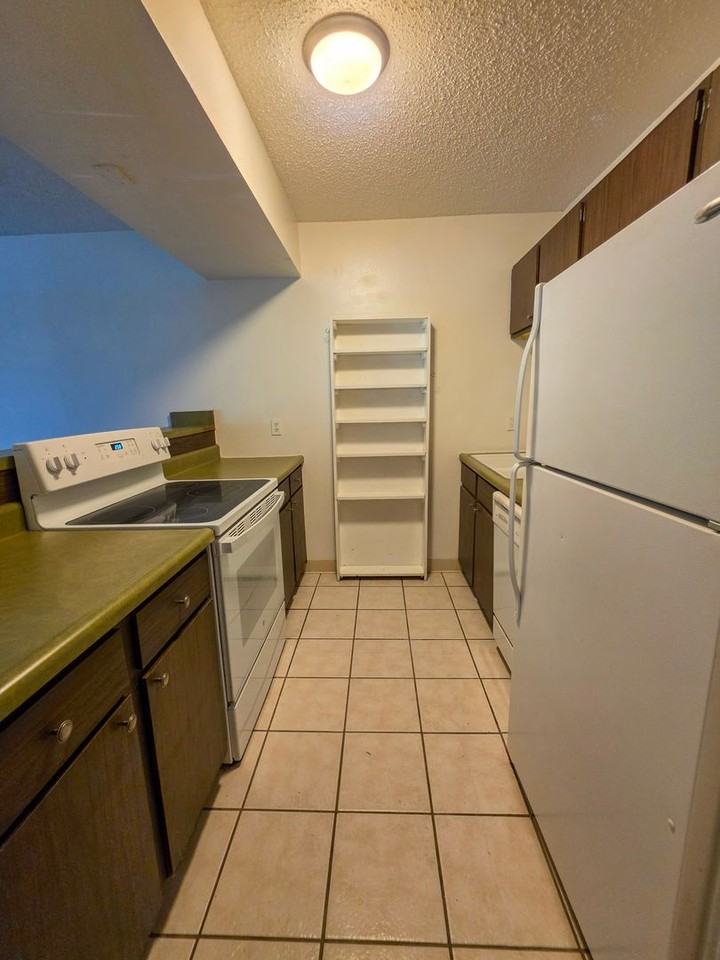 2707 Valmont Rd #B309 - Photo 4 of 9