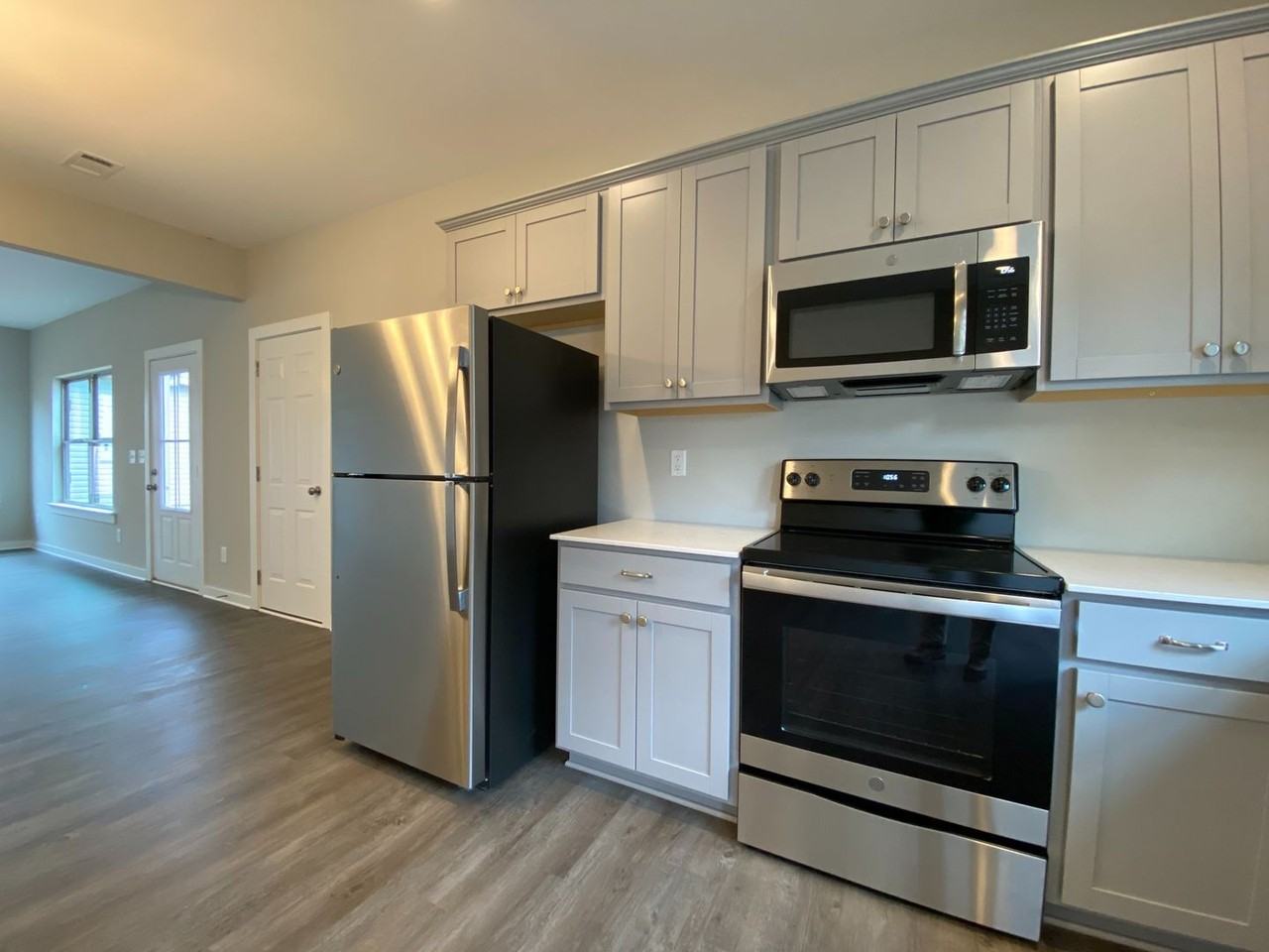 14332 Chase Dr - Photo 6 of 43