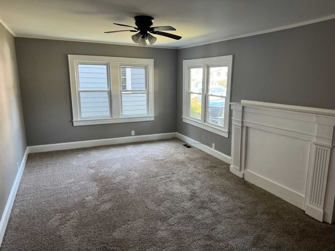 204 S Sycamore St Sw - Photo 2 of 11