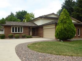 featured image of 7573 Lee Dr