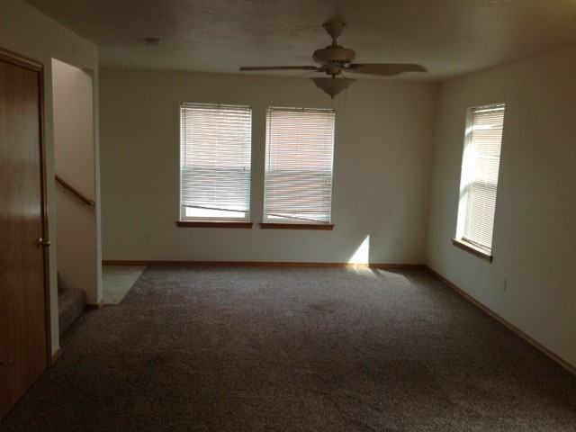 246 Sw Jefferson St - Photo 4 of 10
