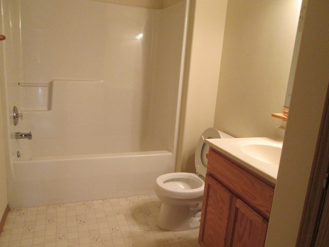 105 Ben Williams Ln - Photo 7 of 32