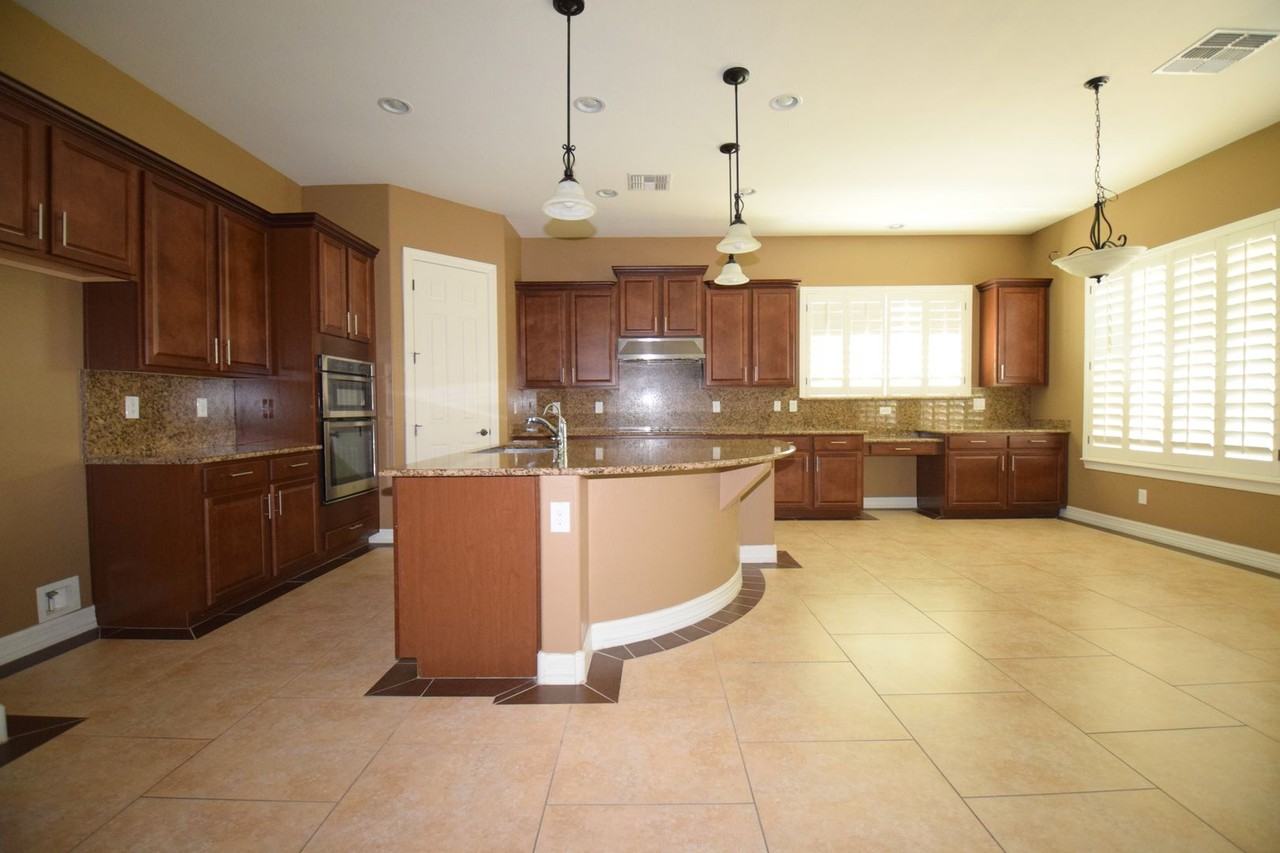2192 E Coconino Pl - Photo 2 of 42