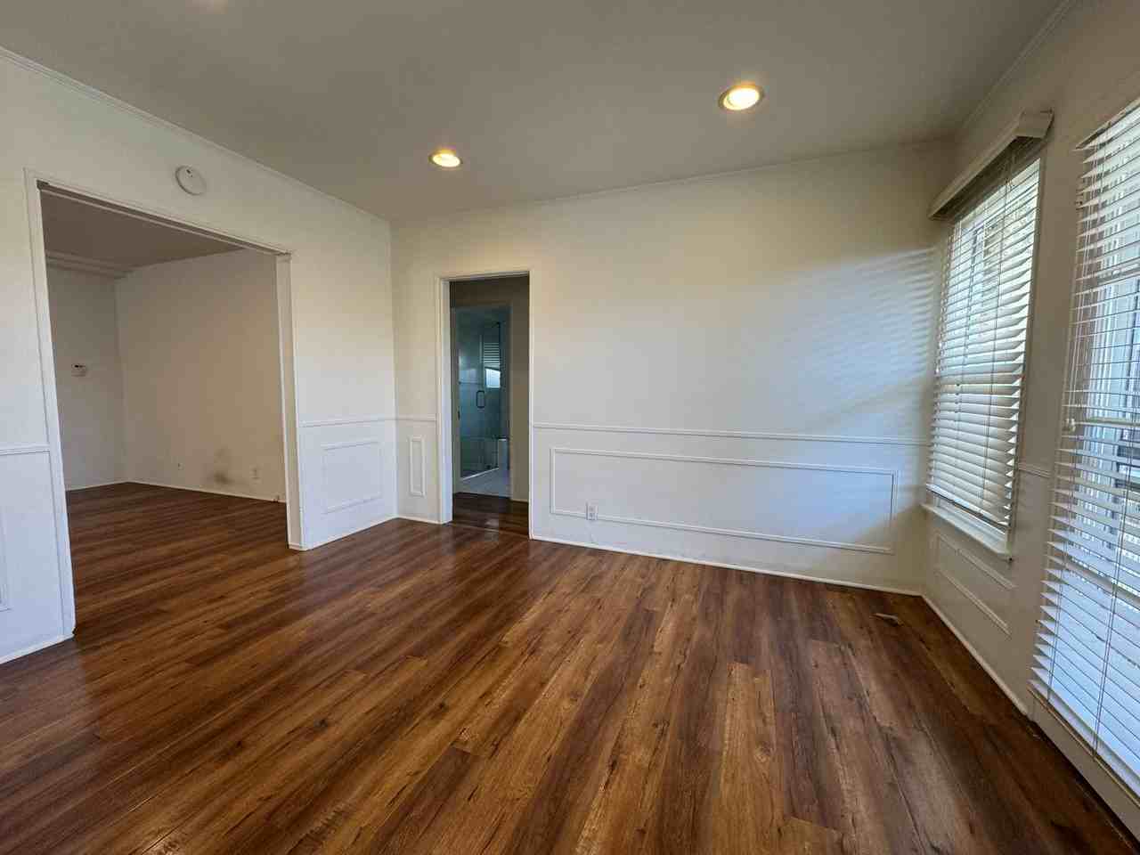 823 23rd St - Photo 5 of 14