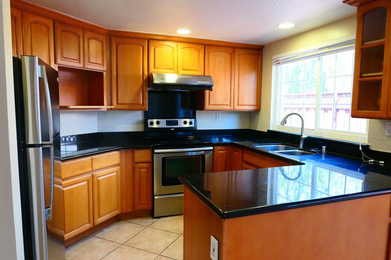 33975 Frederick Ln - Photo 4 of 22