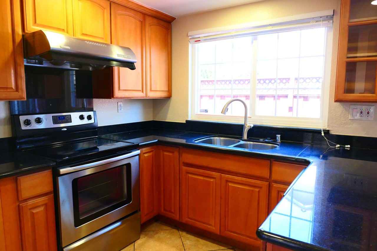 33975 Frederick Ln - Photo 7 of 22