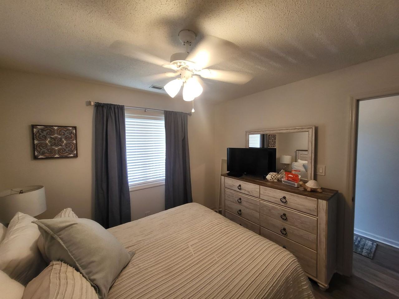 203 Landing Rd - Photo 3 of 18