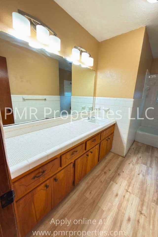 509 Nw 61st St - Photo 6 of 12