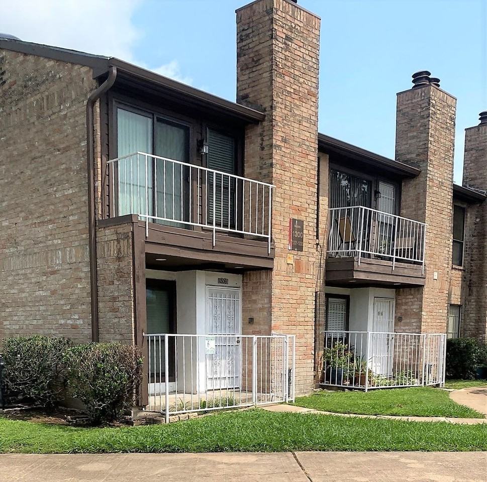6633 W Airport Blvd #1308 - Photo 2 of 21