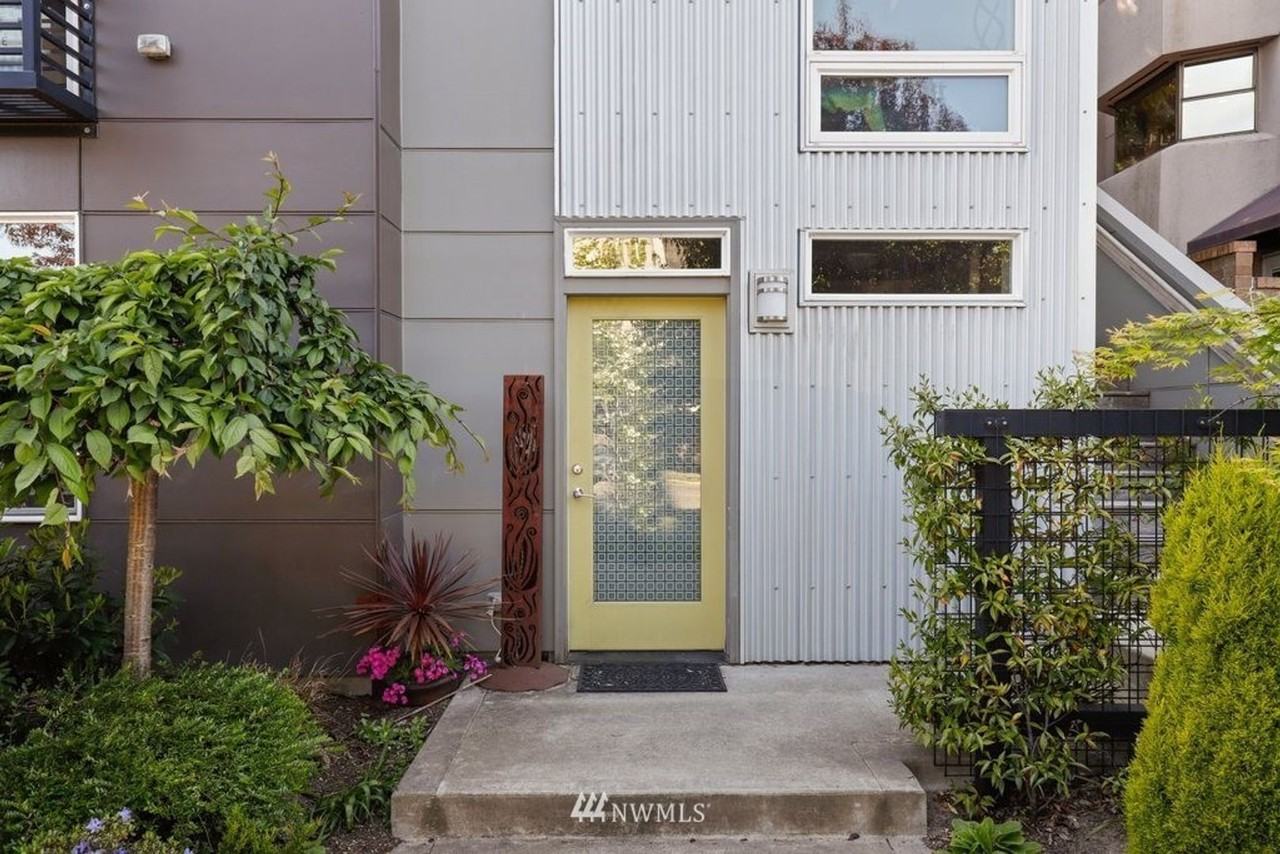 1633 California Ave Sw - Photo 3 of 23