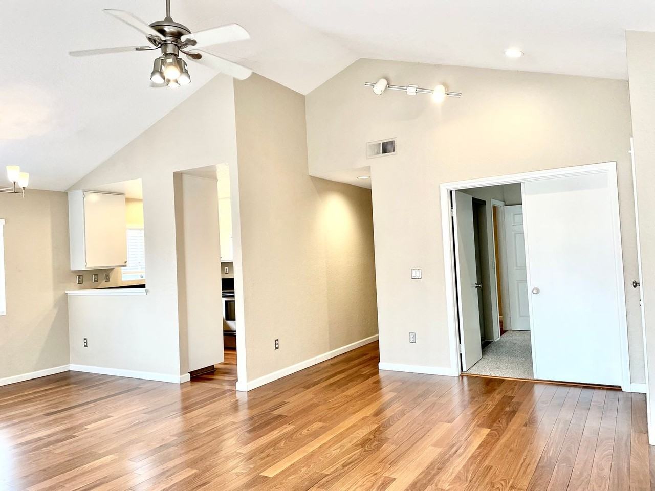11329 Avenida De Los Lobos - Photo 3 of 34