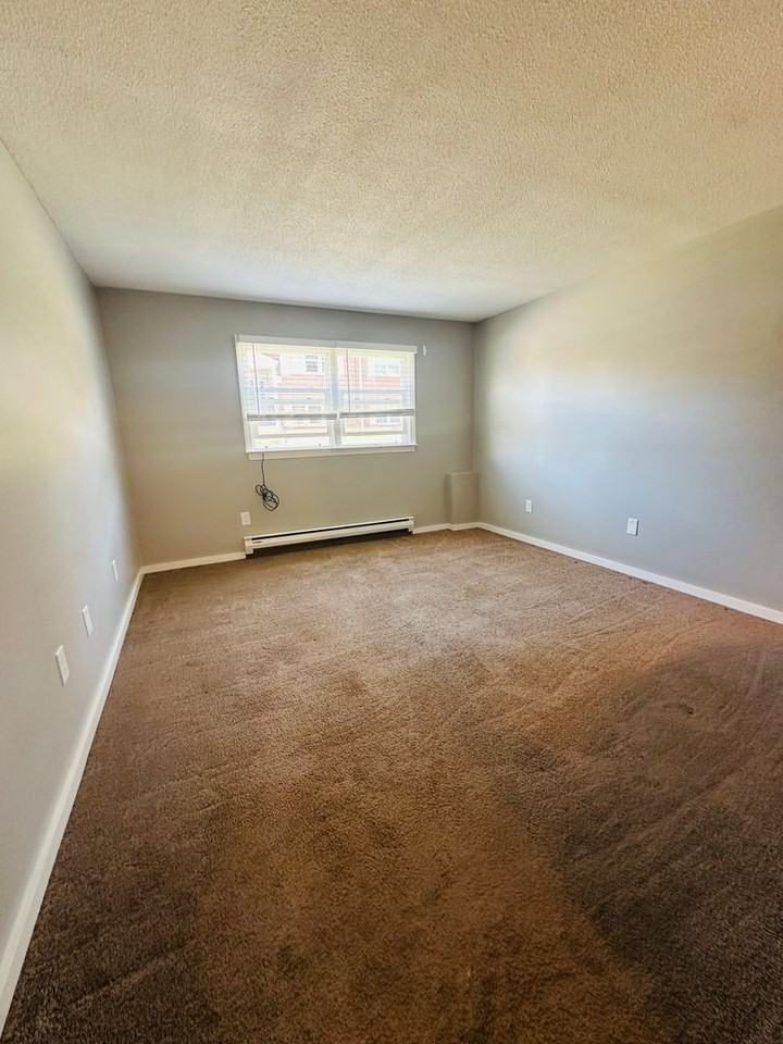 Three Rivers Terrace - Photo 4 of 17