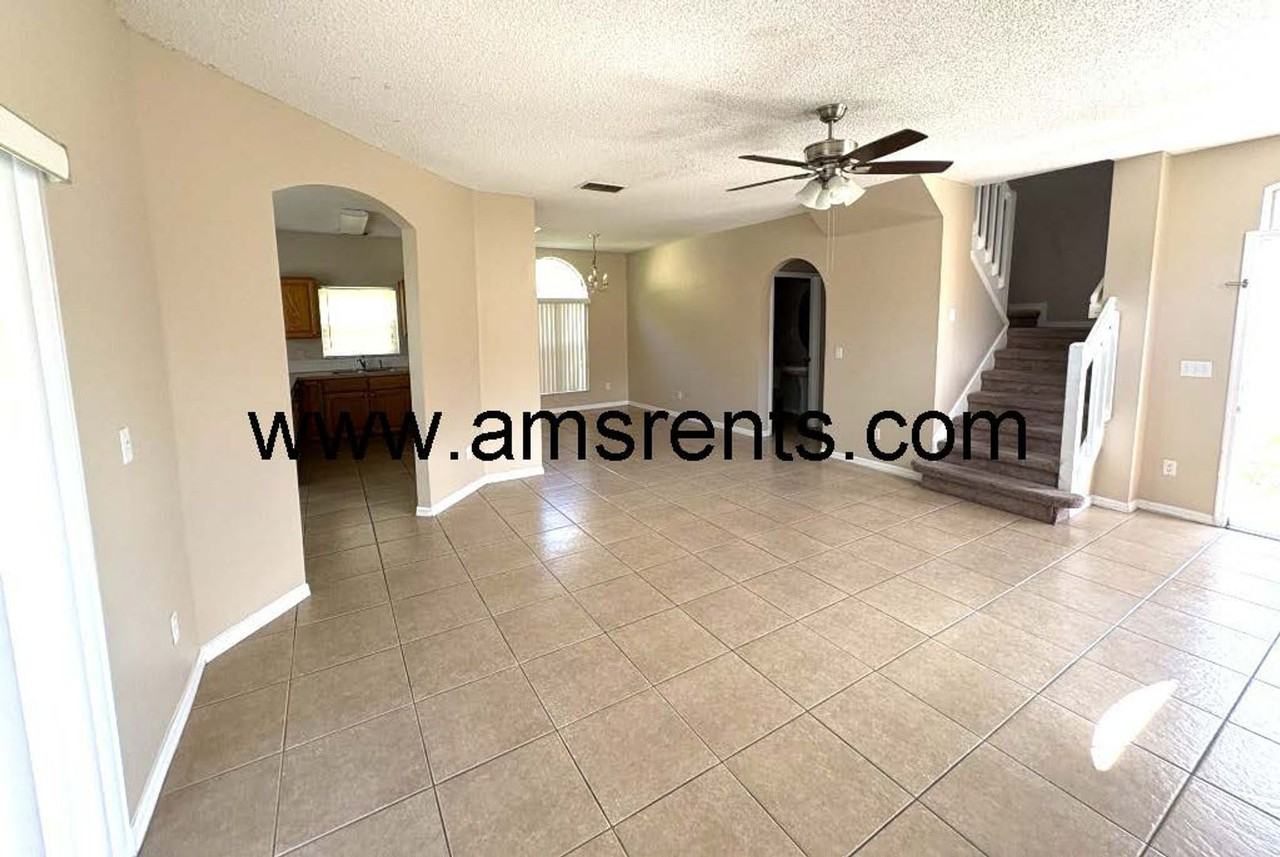 2404 Condado Ct - Photo 5 of 34