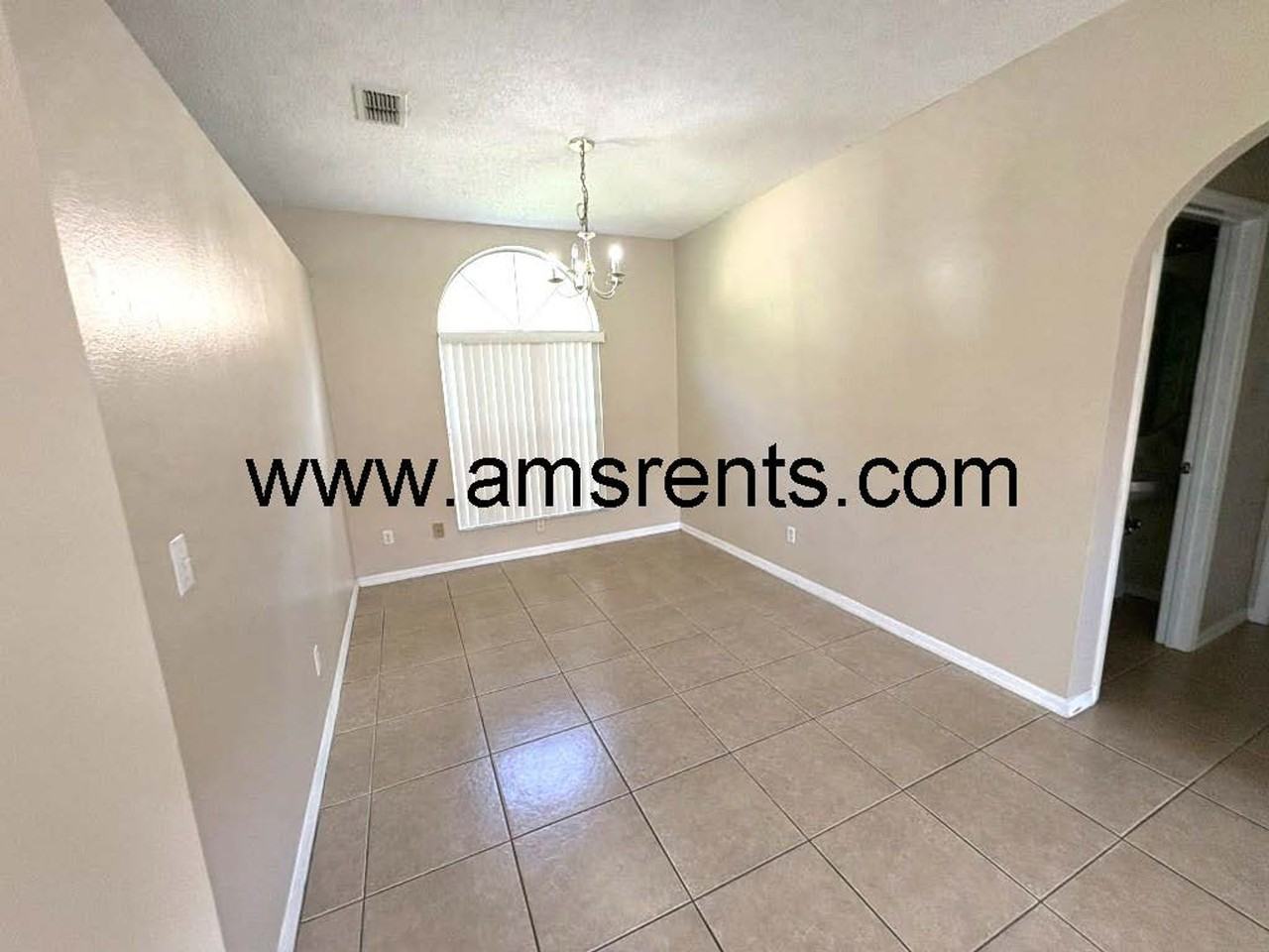 2404 Condado Ct - Photo 6 of 34