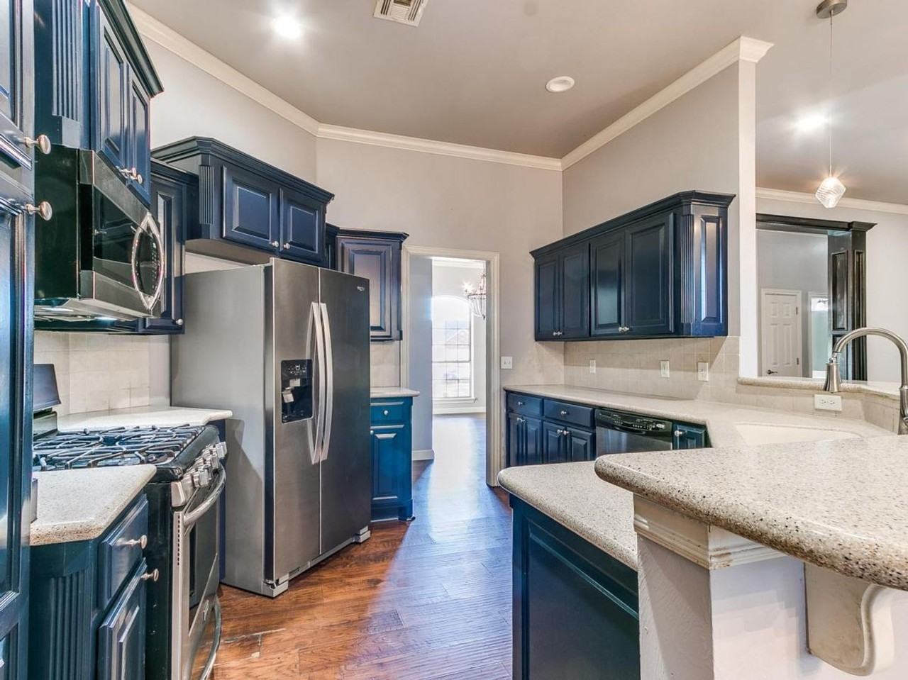 17121 Kemble Ln - Photo 7 of 25