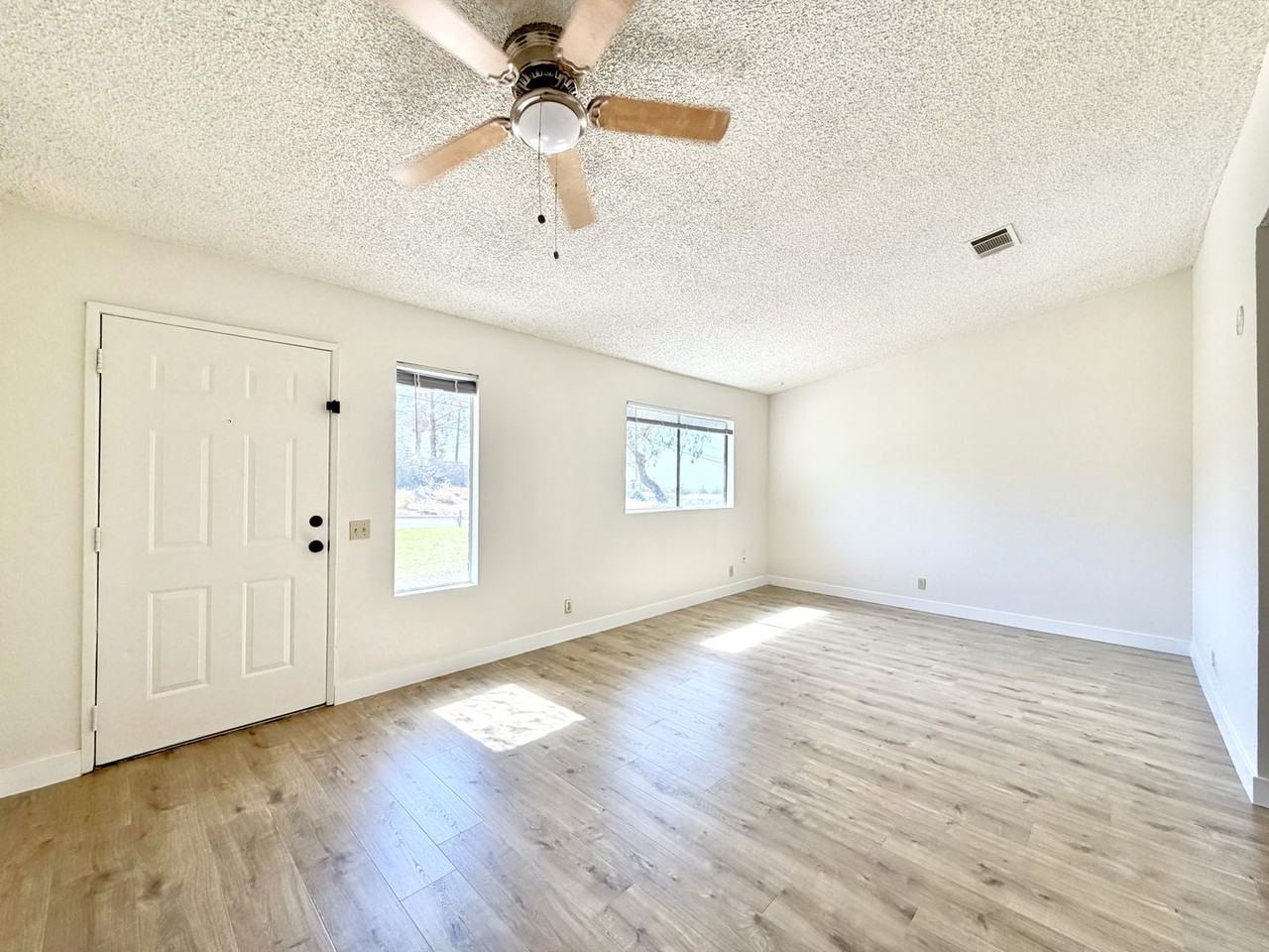 66738 Taco Way #B - Photo 2 of 16