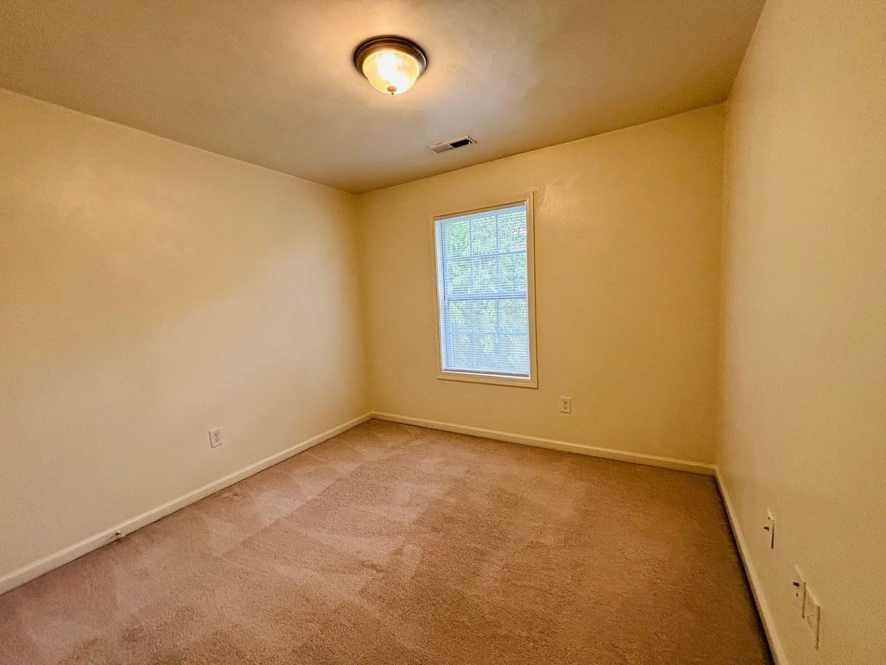 50 Salem Ln - Photo 7 of 20