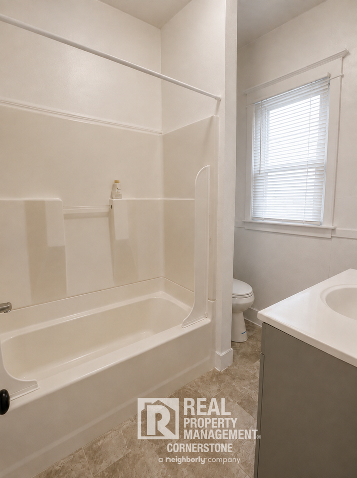 603 W Vine St #1 - Photo 6 of 15