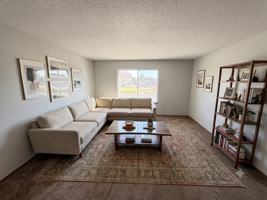 featured image of 3739 W 9th St