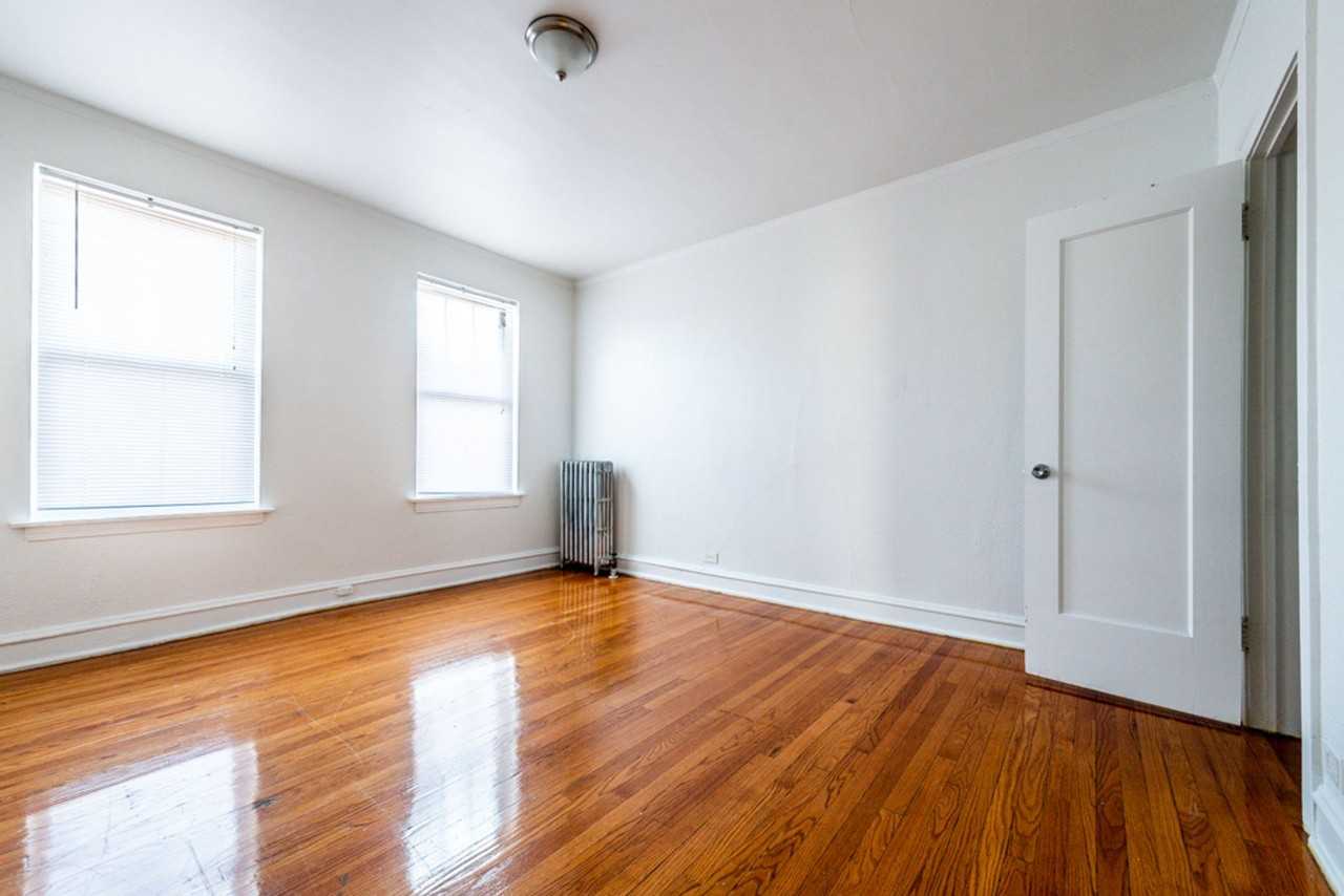 234 E 109th - Photo 5 of 17