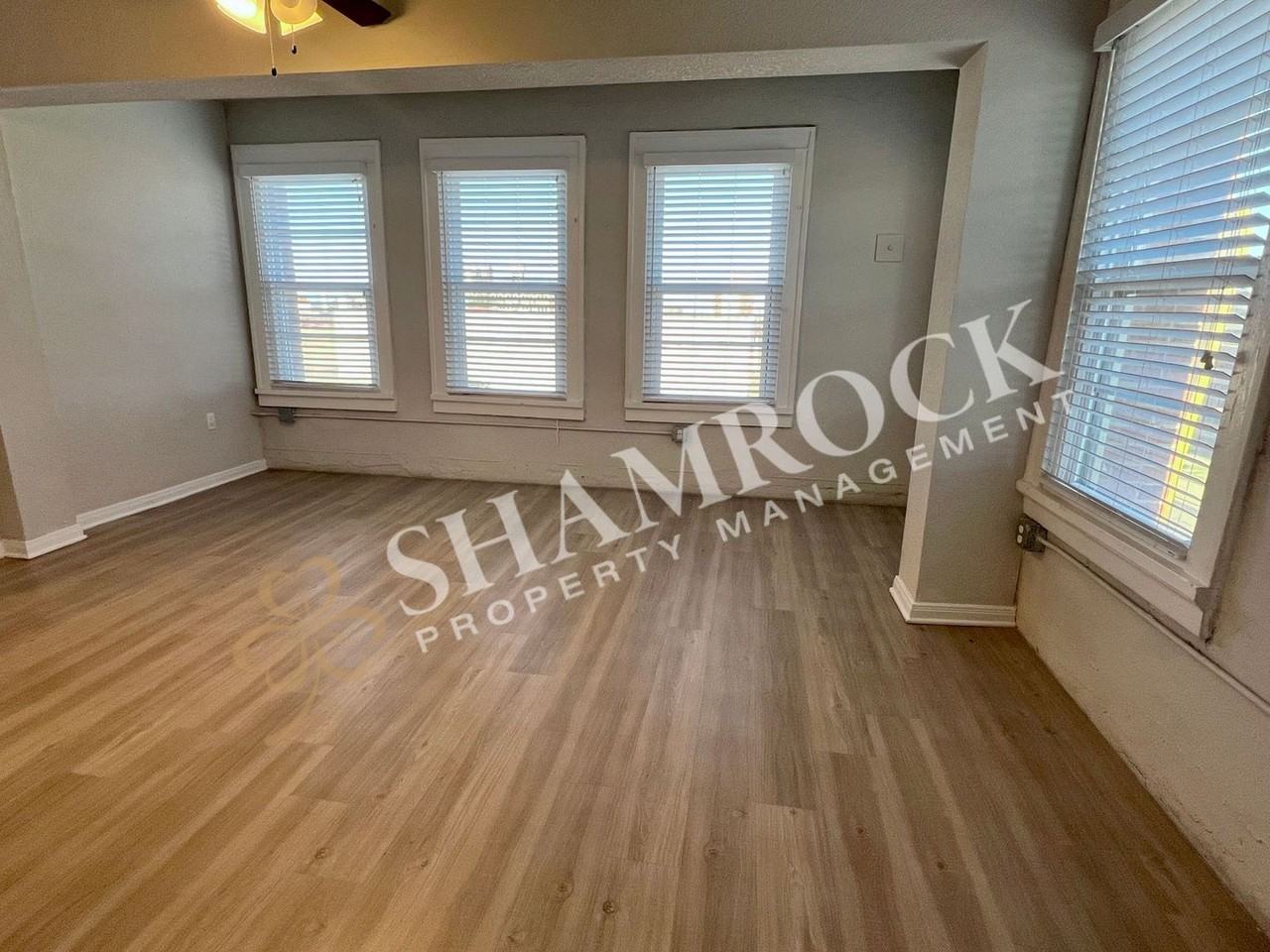 1307 Austin Ave #203 - Photo 7 of 13