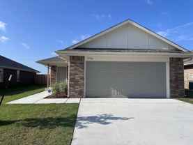 3700 Se 81st St - Photo 1 of 1