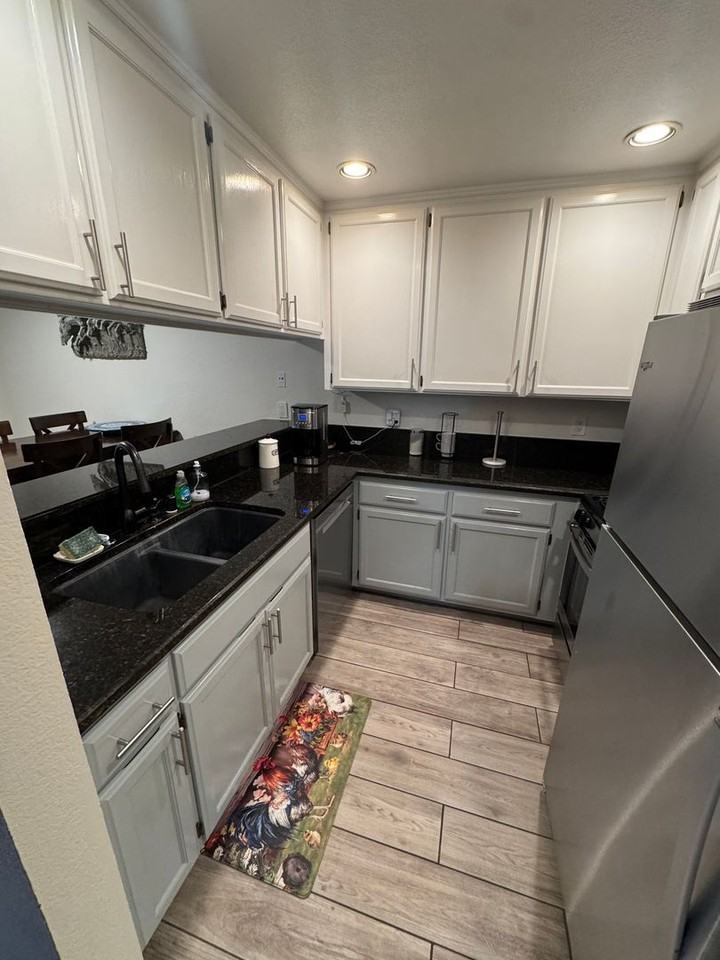 1114 Drummond Ave - Photo 2 of 8