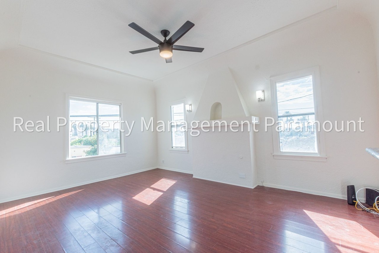 5107 Westhaven St - Photo 5 of 18
